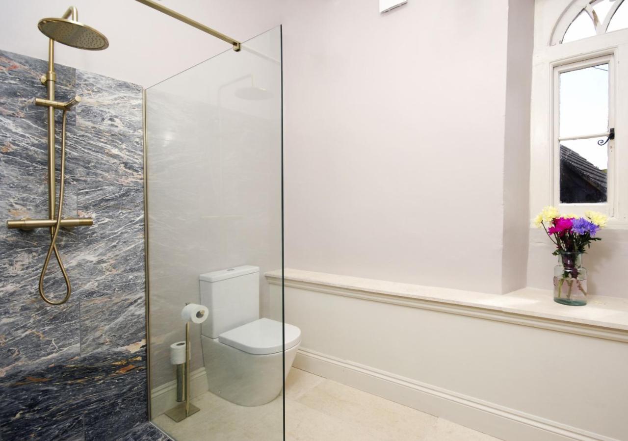 Topside House - Beautiful 7 Bedroom House With Hottub Wifi And Parking Near Bath Wells Frome Oakhill Екстер'єр фото