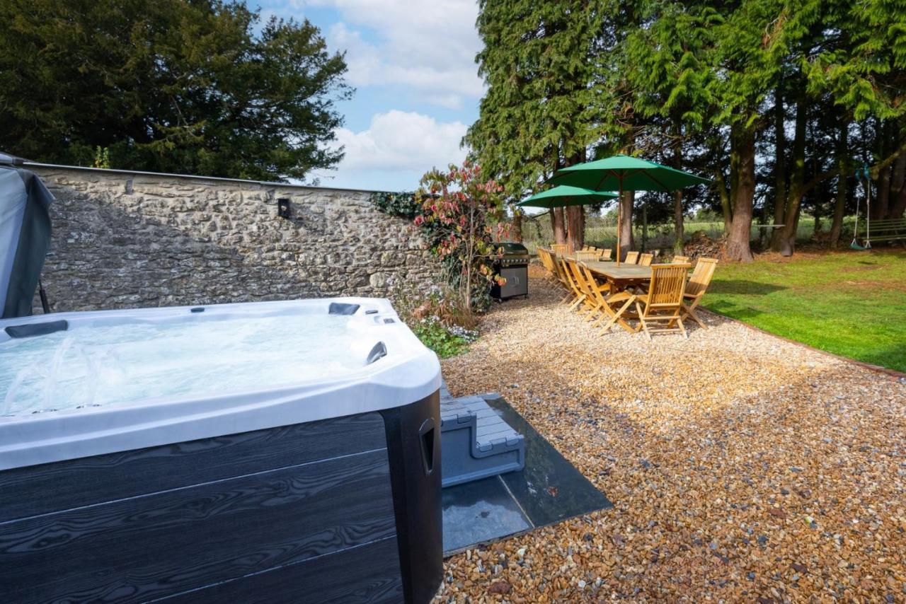 Topside House - Beautiful 7 Bedroom House With Hottub Wifi And Parking Near Bath Wells Frome Oakhill Екстер'єр фото