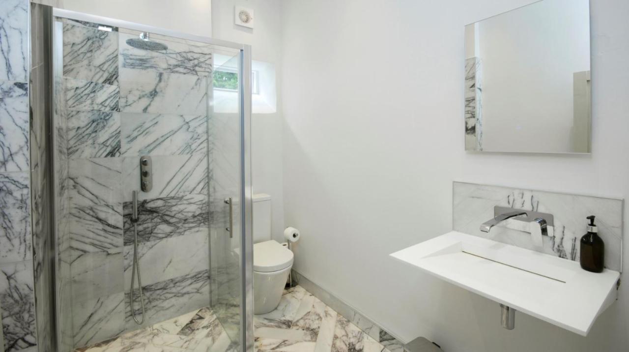 Topside House - Beautiful 7 Bedroom House With Hottub Wifi And Parking Near Bath Wells Frome Oakhill Екстер'єр фото