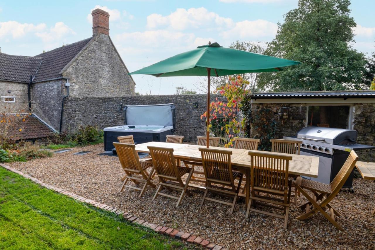 Topside House - Beautiful 7 Bedroom House With Hottub Wifi And Parking Near Bath Wells Frome Oakhill Екстер'єр фото